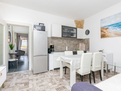 Apartment One bedroom apartment with terrace and sea view Okrug Gornji, Čiovo A-23007-b - Outdoor photo 10