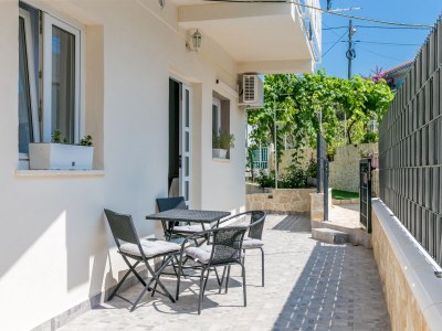 Apartment One bedroom apartment with terrace and sea view Okrug Gornji, Čiovo A-23007-b - Outdoor photo 24