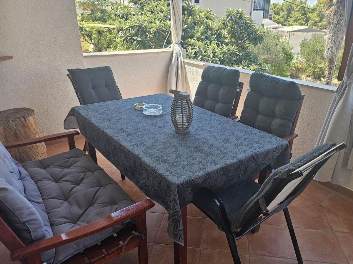 Apartment Two bedroom apartment with terrace and sea view Okrug Gornji, Čiovo A-23007-c