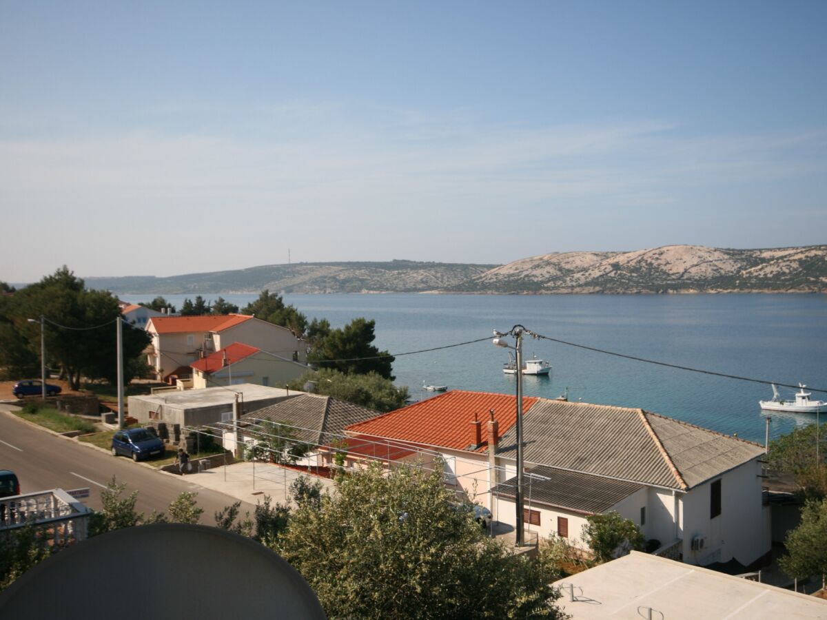 Apartment Comfortable and spacious apartment near beach Stara Novalja, Pag A-6470-a