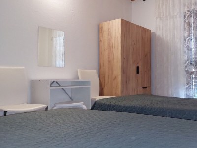 Apartment Two bedroom apartment with terrace and sea view Mrljane, Pašman A-20850-a - Outdoor photo 13