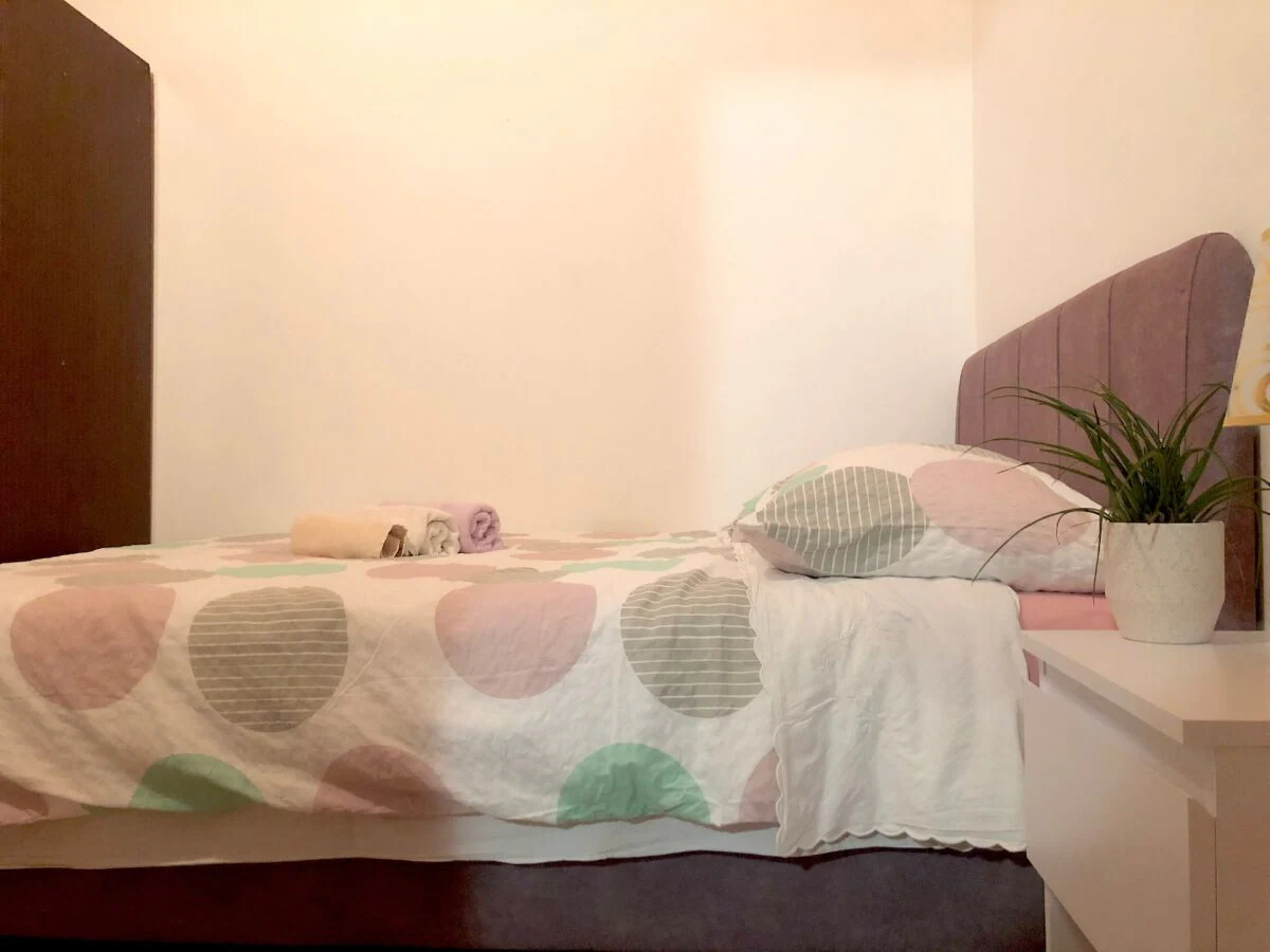 Apartment Two bedroom apartment with balcony and sea view Mrljane, Pašman A-20850-b