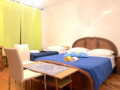 Apartment Four-bedroom apartment with terrace and sea view Mrljane, Pašman A-20850-d - Outdoor photo 13