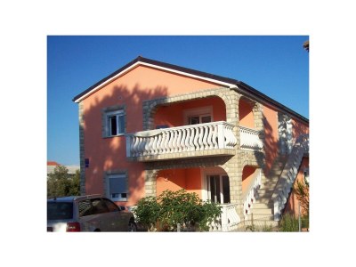 Apartment Two bedroom apartment with terrace Vir A-17422-b in Vir - Apartment