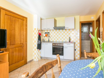 Apartment Two bedroom apartment with terrace and sea view Tučepi, Makarska A-22384-b - Outdoor photo 14