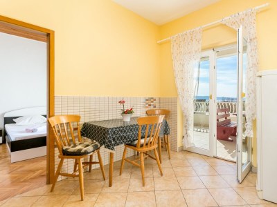 Apartment Two bedroom apartment with terrace and sea view Tučepi, Makarska A-22384-c - Outdoor photo 12