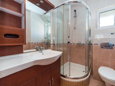 Apartment Two bedroom apartment with balcony Tučepi, Makarska A-22384-d - Outdoor photo 17