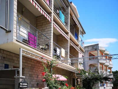 Apartment Two bedroom apartment with balcony and sea view Tučepi, Makarska A-22384-e - Outdoor photo 4