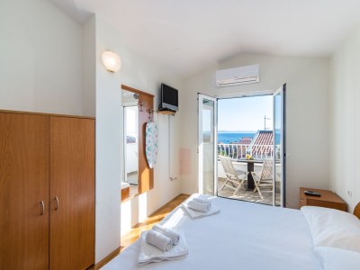 Apartment Studio flat with terrace and sea view Tučepi, Makarska AS-22384-a - Outdoor photo 13