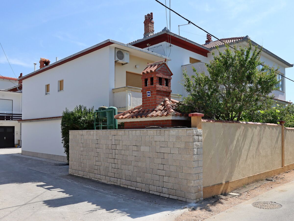 Apartment One bedroom apartment with balcony Banjol, Rab A-19692-a - Outdoor photo 5