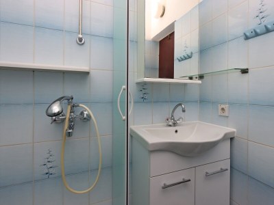 Apartment One bedroom apartment with balcony Banjol, Rab A-19692-a - Outdoor photo 25