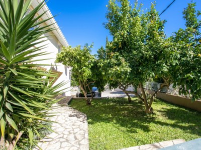 Apartment Two bedroom apartment near beach Mastrinka, Čiovo A-22956-a - Outdoor photo 11