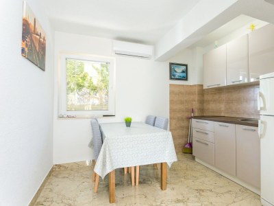 Apartment Two bedroom apartment near beach Mastrinka, Čiovo A-22956-b - Outdoor photo 19