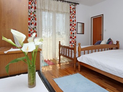 Holiday room with balcony Banjol, Rab S-19692-a - Outdoor photo 14