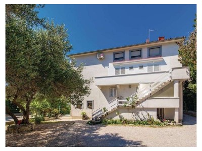 Apartment Two bedroom apartment with balcony and sea view Banjol, Rab A-23468-c - Outdoor photo 2