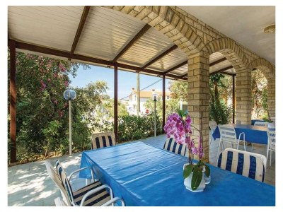 Apartment Two bedroom apartment with balcony and sea view Banjol, Rab A-23468-c - Outdoor photo 4