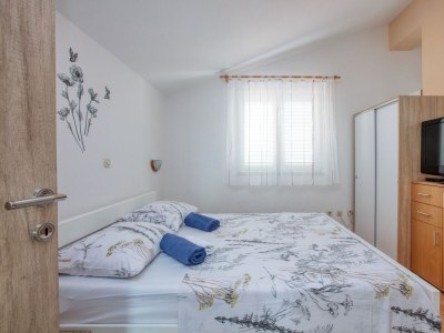 Apartment Apartments with parking space Pirovac, Šibenik - 21008 - Outdoor photo 23