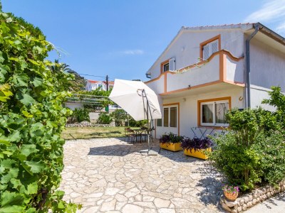 Apartment One bedroom apartment with terrace and sea view Barbat, Rab A-20080-e - Outdoor photo 15