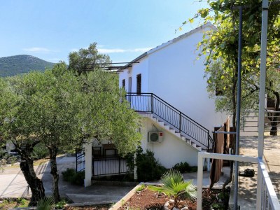 Apartment Two bedroom apartment near beach Žuronja, Pelješac A-10134-a - Outdoor photo 7