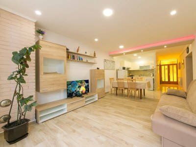 Apartment Three bedroom apartment with terrace and sea view Brela, Makarska A-20778-b in Brela - Apartment