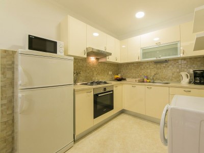 Apartment Three bedroom apartment with terrace and sea view Brela, Makarska A-20778-b - Outdoor photo 7