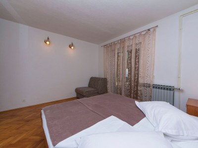 Apartment Three bedroom apartment with terrace and sea view Brela, Makarska A-20778-b - Outdoor photo 16