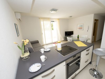 Apartment Two bedroom apartment with terrace Promajna, Makarska A-17160-b - Outdoor photo 5