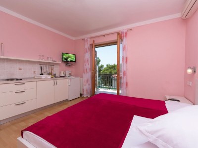 Apartment Studio flat with balcony and sea view Brela, Makarska AS-20778-b in Brela - Apartment