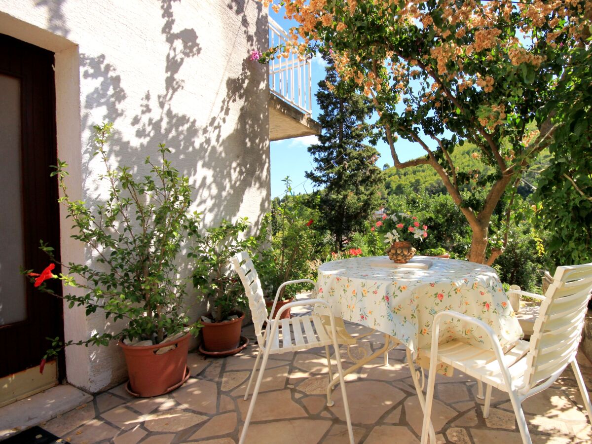 Apartment One bedroom apartment with terrace Prigradica, Korčula A-193-c