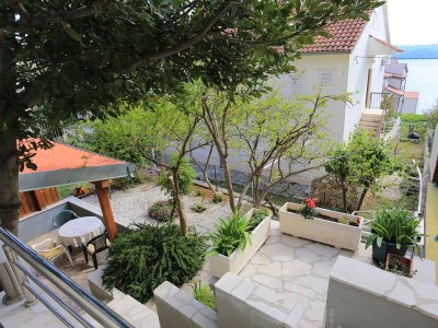 Apartment One bedroom apartment with terrace and sea view Nemira, Omiš A-17039-a - Outdoor photo 7