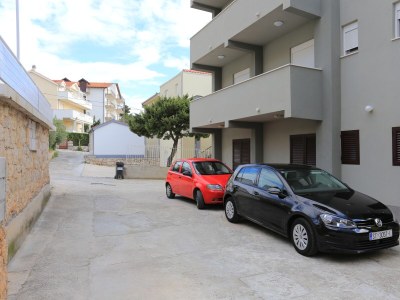 Apartment One bedroom apartment with terrace and sea view Nemira, Omiš A-17039-a - Outdoor photo 12