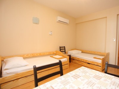 Apartment One bedroom apartment with terrace and sea view Nemira, Omiš A-17039-a - Outdoor photo 17