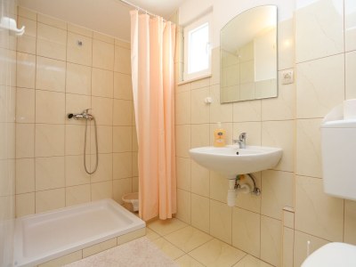 Apartment One bedroom apartment with terrace and sea view Nemira, Omiš A-17039-a - Outdoor photo 21