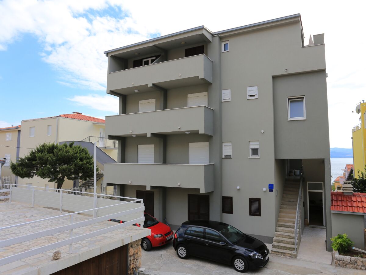 Apartment One bedroom apartment with terrace and sea view Nemira, Omiš A-17039-c