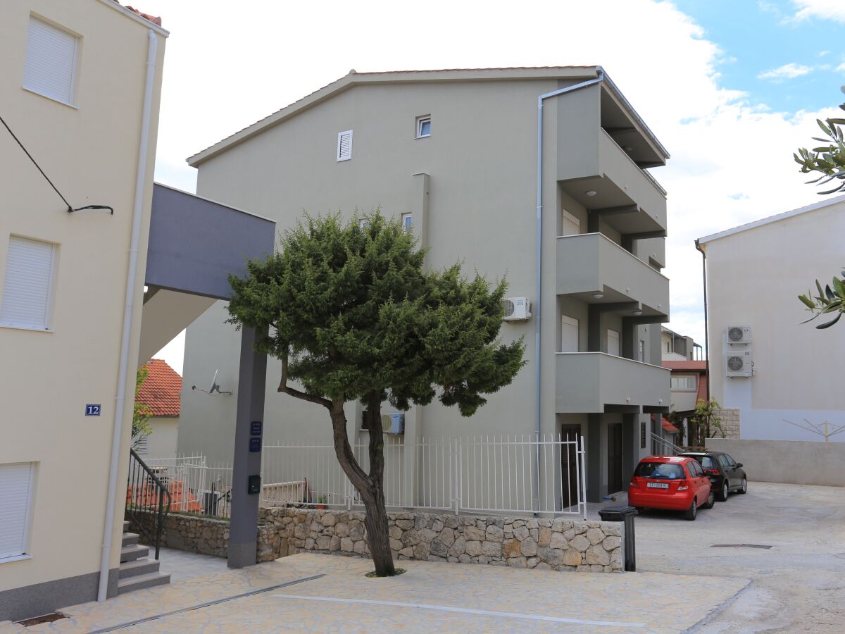 Apartment One bedroom apartment with terrace and sea view Nemira, Omiš A-17039-c - Outdoor photo 4