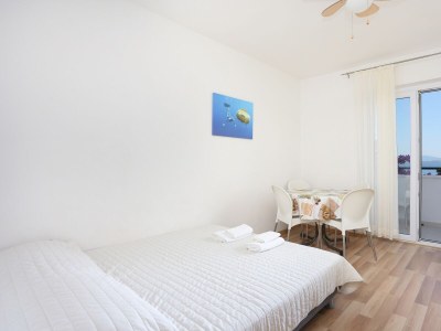Apartment One bedroom apartment near beach Igrane, Makarska A-6653-c - Outdoor photo 15