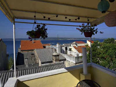 Apartment One bedroom apartment with terrace and sea view Selce, Crikvenica A-22935-c - Outdoor photo 16