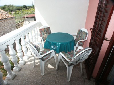 Apartment One bedroom apartment with balcony and sea view Punta križa, Cres A-383-a - Outdoor photo 19