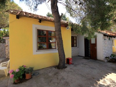 Apartment Two bedroom apartment near beach Lavdara, Dugi otok A-433-a - Outdoor photo 3