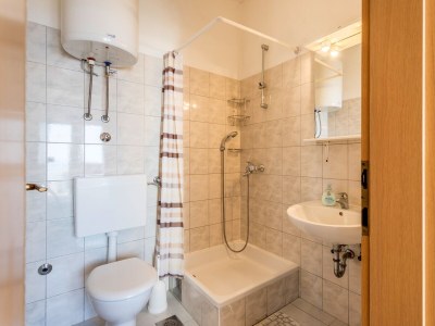 Apartment One bedroom apartment with terrace and sea view Baška Voda, Makarska A-301-a - Outdoor photo 13