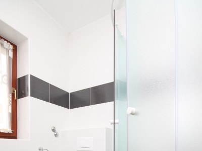 Apartment Two bedroom apartment with terrace and sea view Povljana, Pag A-244-a - Outdoor photo 23