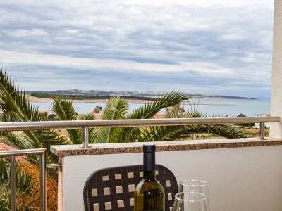 Apartment Two bedroom apartment with terrace and sea view Povljana, Pag A-244-a - Outdoor photo 32