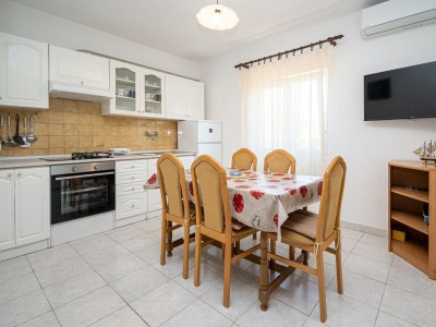 Apartment Two bedroom apartment with terrace Sali, Dugi otok A-910-a - Outdoor photo 14