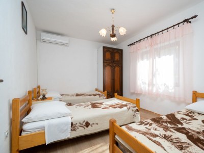 Apartment Two bedroom apartment with terrace Sali, Dugi otok A-910-a - Outdoor photo 21