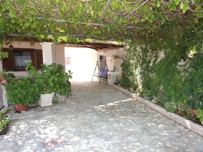 Apartment Two bedroom apartment with terrace and sea view Sutivan, Brač A-745-a - Outdoor photo 10