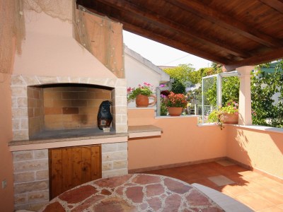 Apartment Two bedroom apartment with terrace and sea view Sutivan, Brač A-745-a - Outdoor photo 20