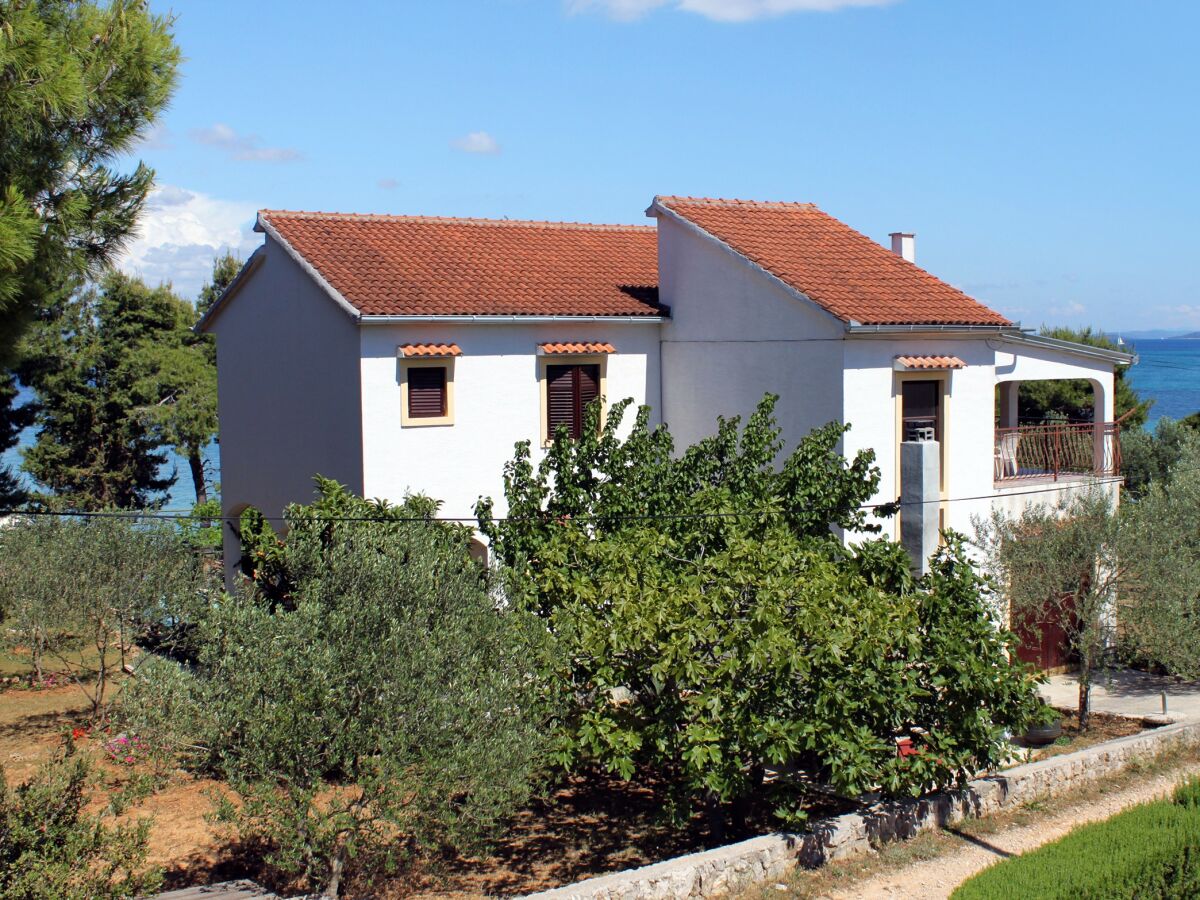 Apartment Two bedroom apartment near beach Tkon, Pašman A-698-b - Outdoor photo 2