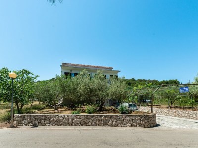 Apartment Two bedroom apartment near beach Tkon, Pašman A-698-b - Outdoor photo 6