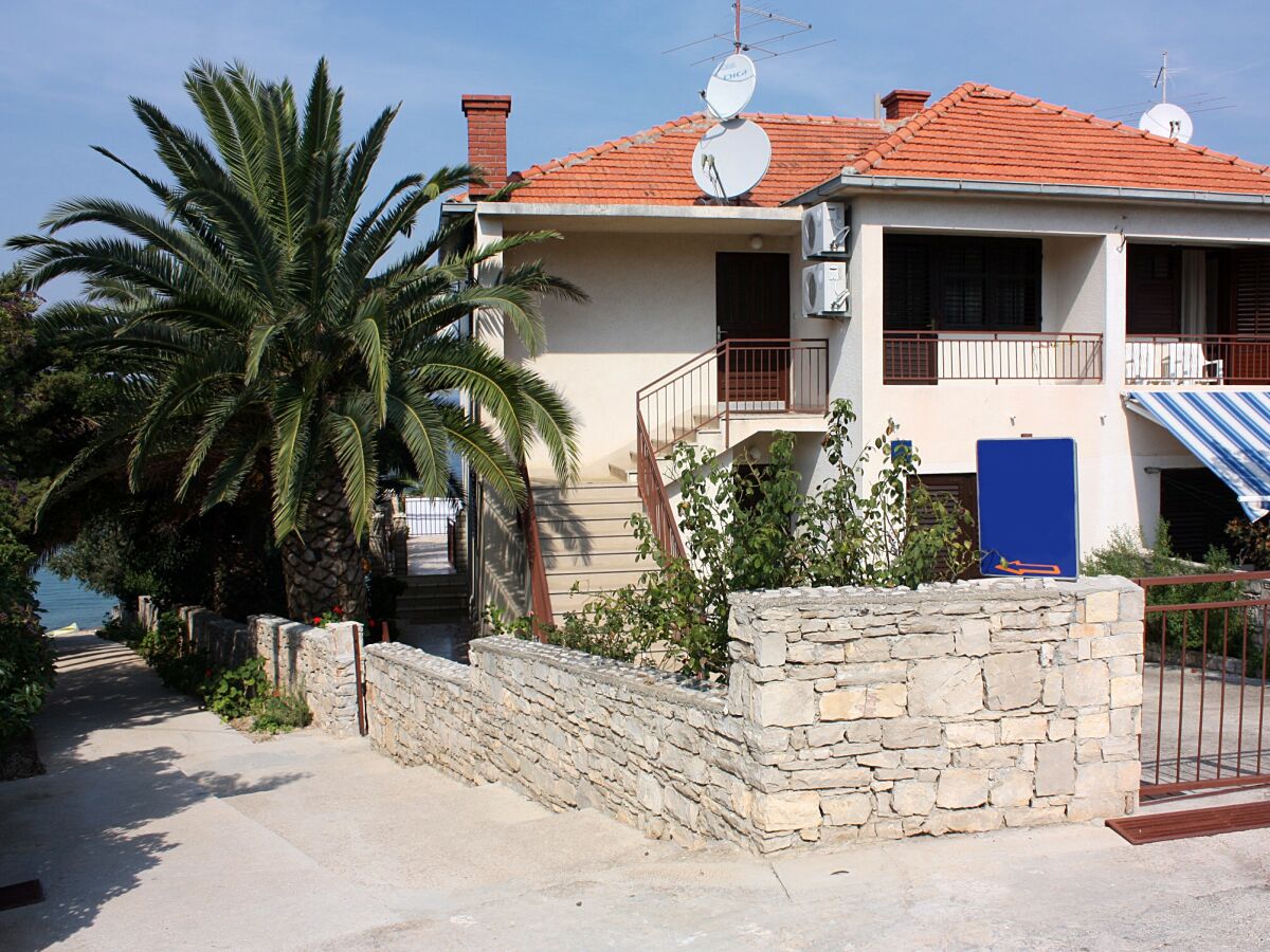 Apartment Two bedroom apartment near beach Maslinica, Šolta A-774-a - Outdoor photo 3