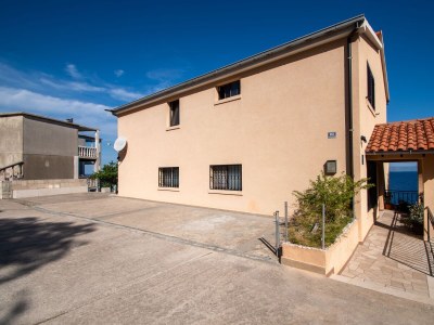 Apartment One bedroom apartment near beach Prigradica, Korčula A-627-b - Outdoor photo 7